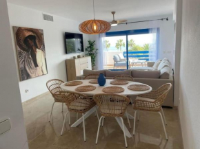 Apartment with Sea Views! Duquesa Suites Golf & Gardens, Manilva